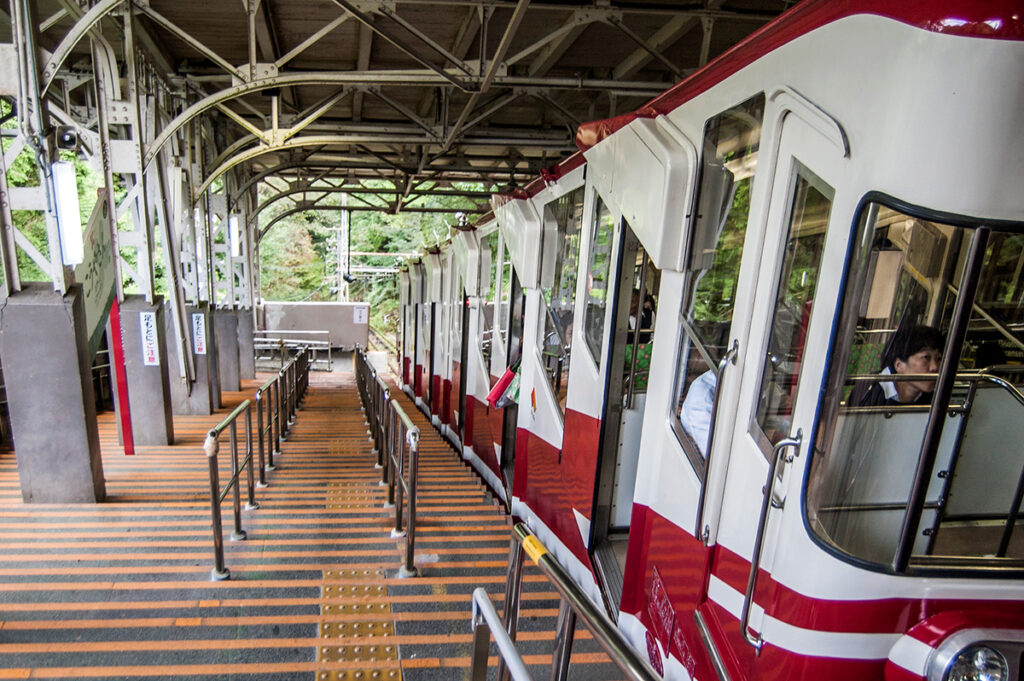 koya san cable car